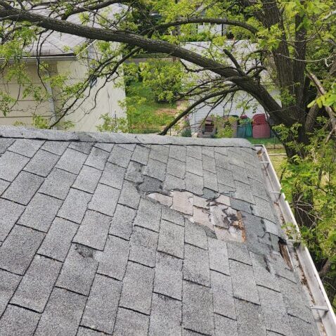 roof-damage-worn-shingles